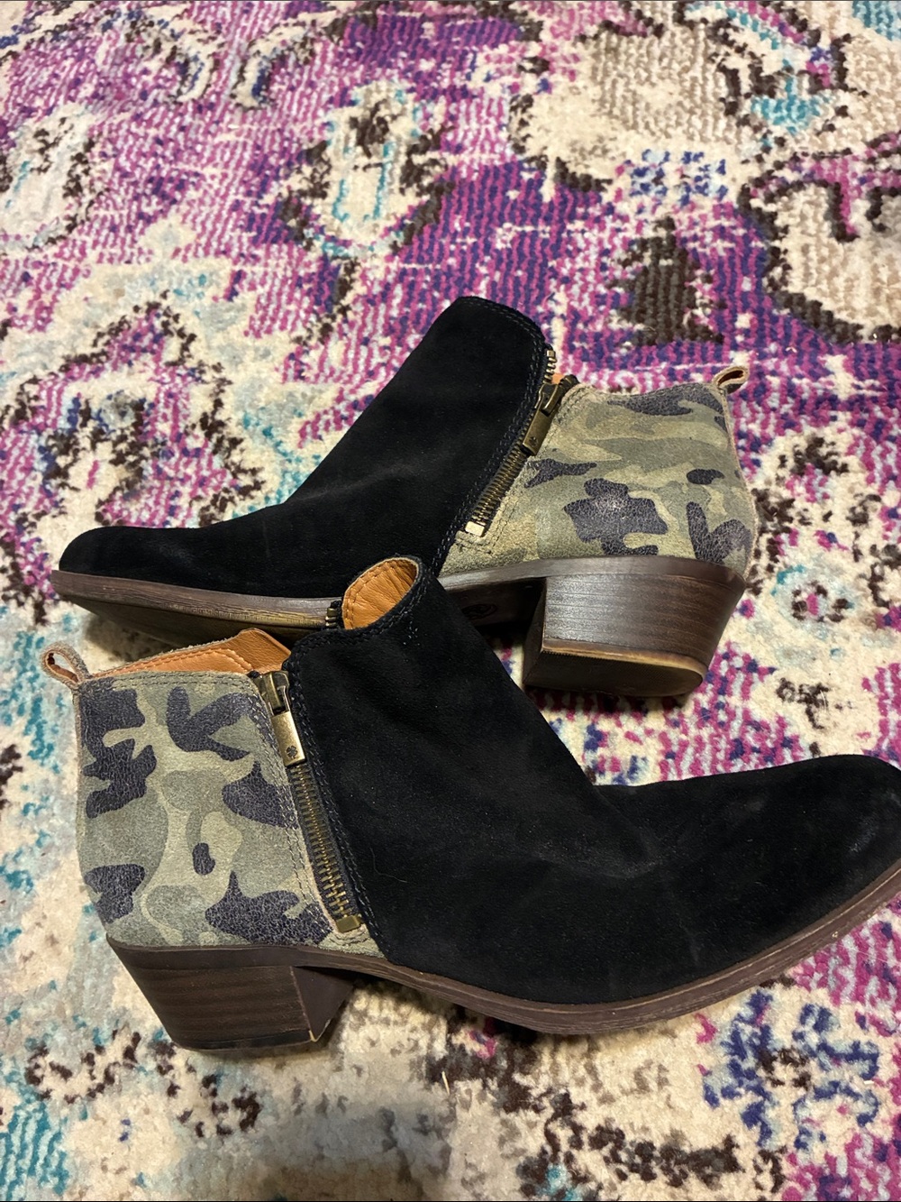 Lucky Brand low heeled leather ankle boots in size 9 1/2
